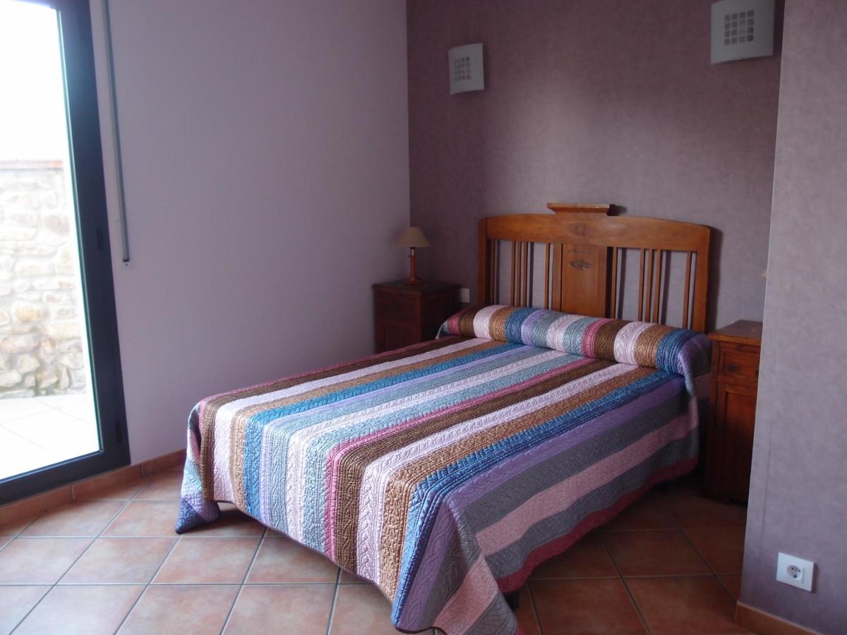 Apartaments Mitjavila Sant Salvador de Tolo Екстер'єр фото