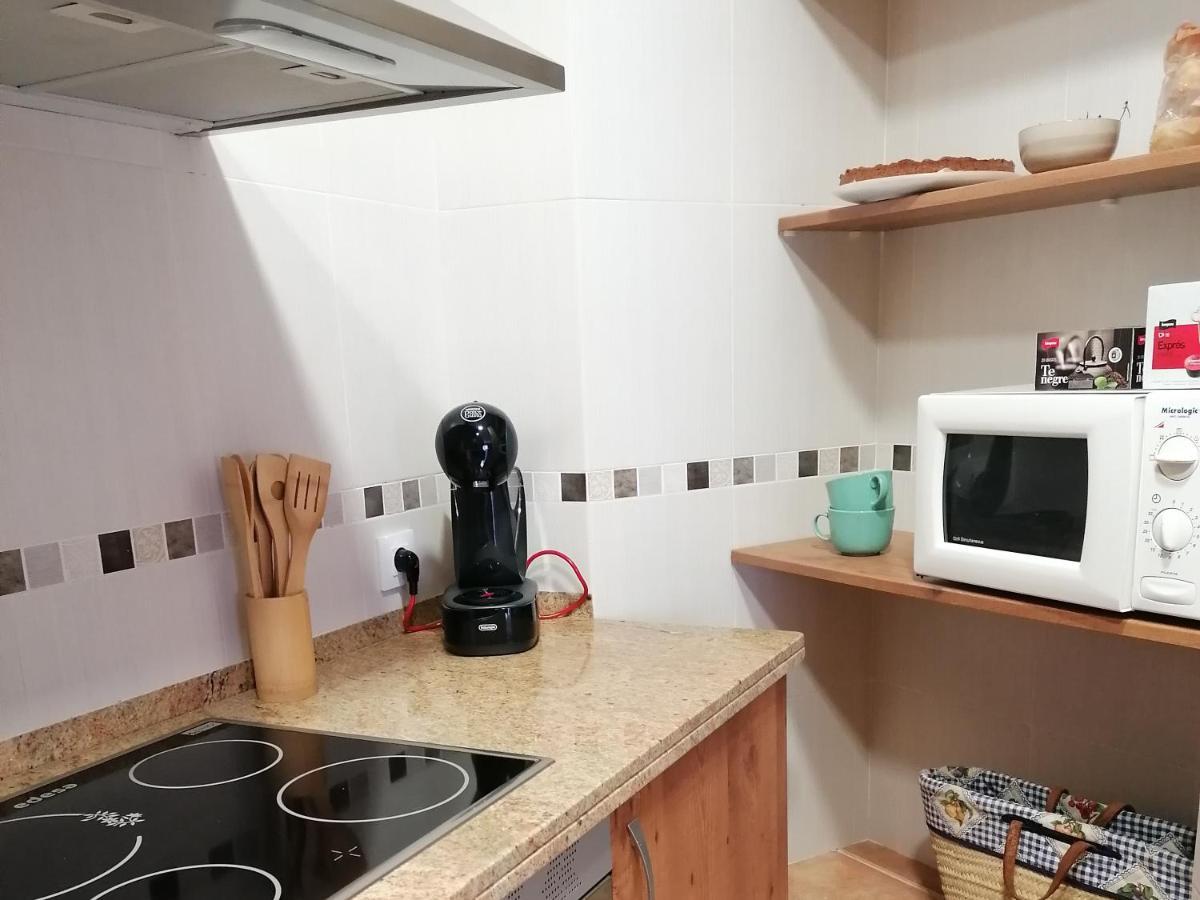 Apartaments Mitjavila Sant Salvador de Tolo Екстер'єр фото